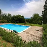 Quaint With Pool Tatil Evi Misciano