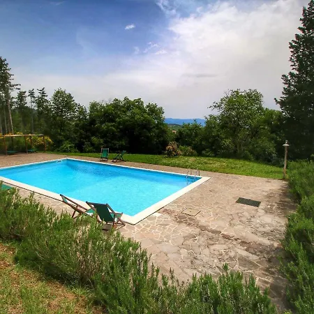 Quaint With Pool Дом отдыха Misciano